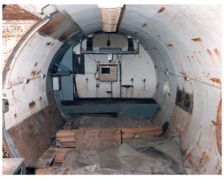 Photo of inside test stand bunker, 1993